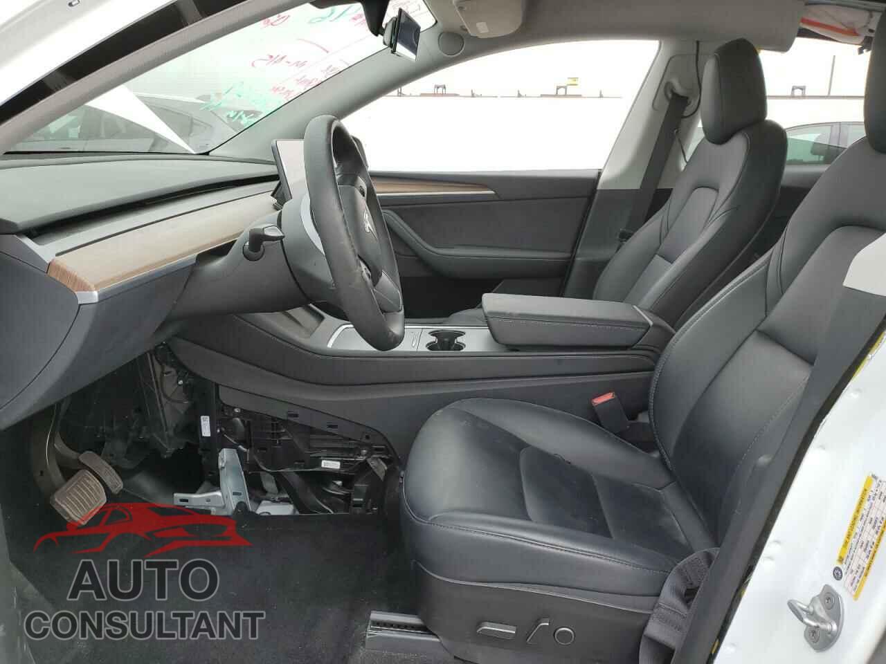 TESLA MODEL Y 2023 - 7SAYGAEE9PF638822