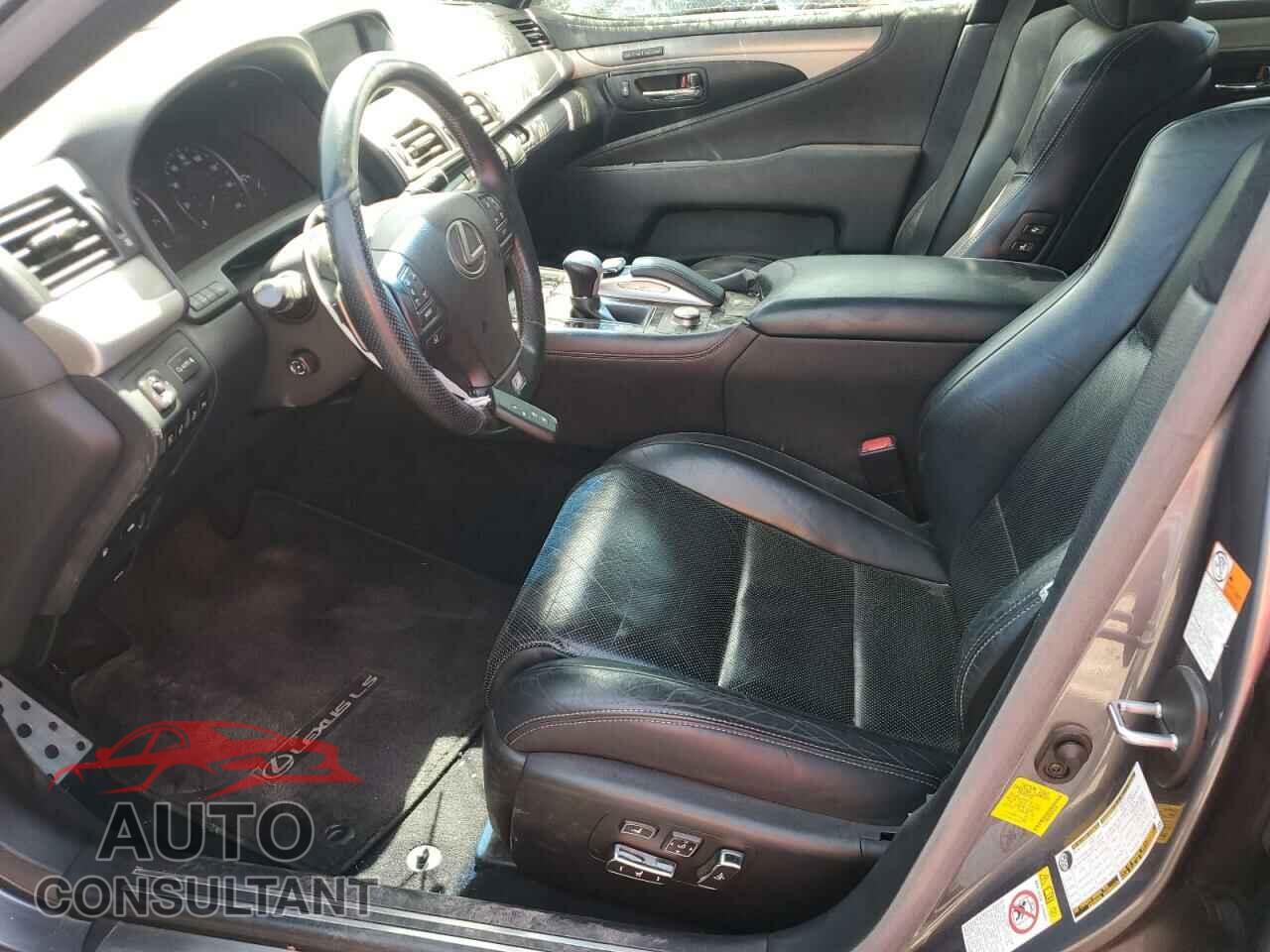 LEXUS LS460 2017 - JTHBL5EF2H5143541
