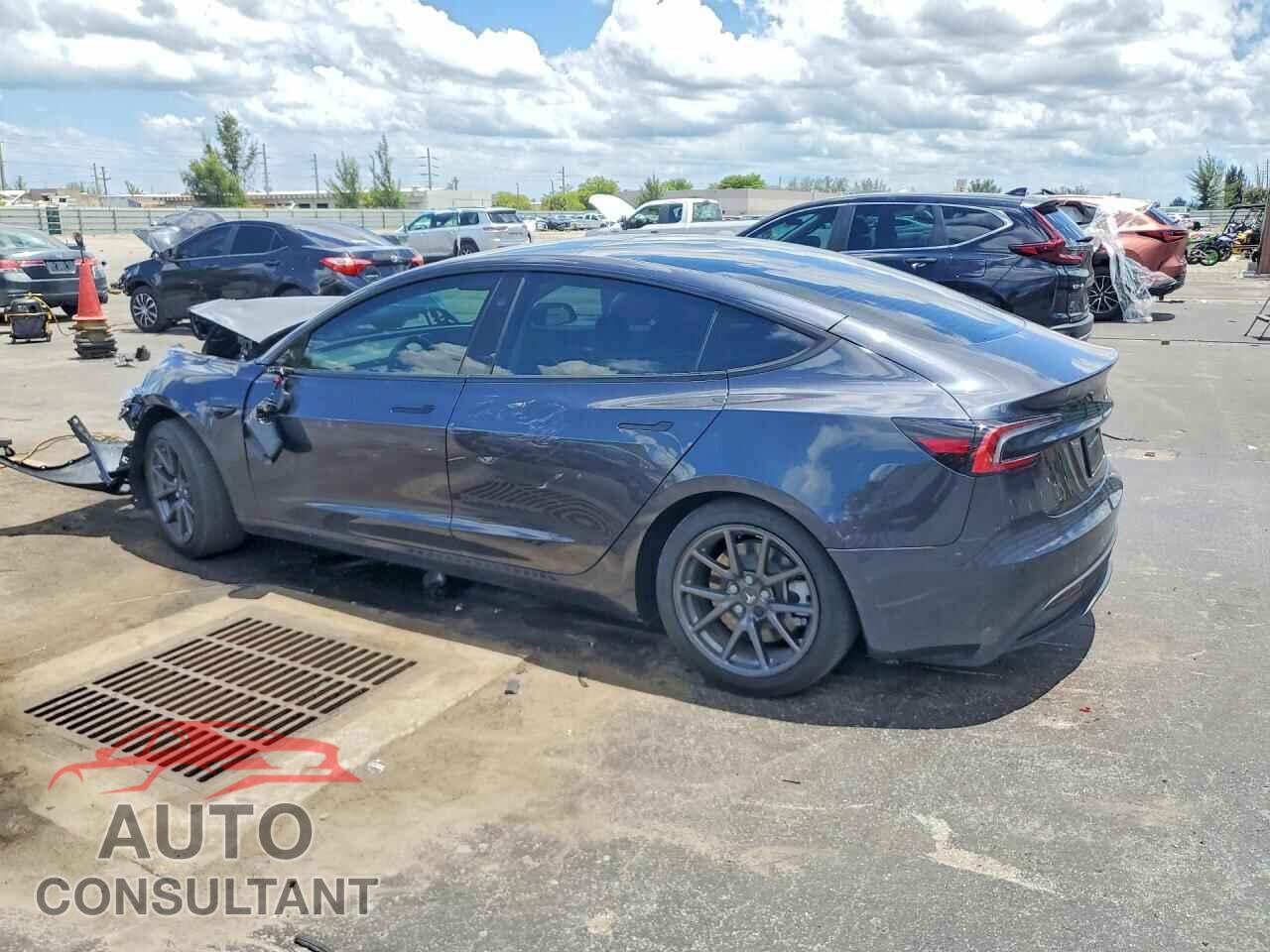 TESLA MODEL 3 2026 - 5YJ3E1EA1TF160870