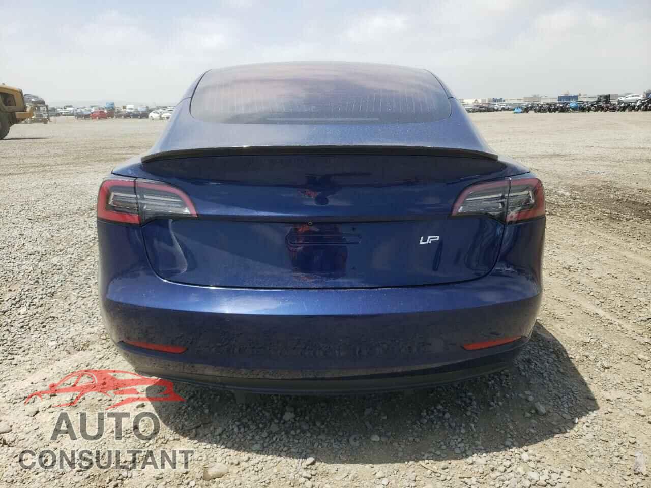 TESLA MODEL 3 2018 - 5YJ3E1EA6JF012260