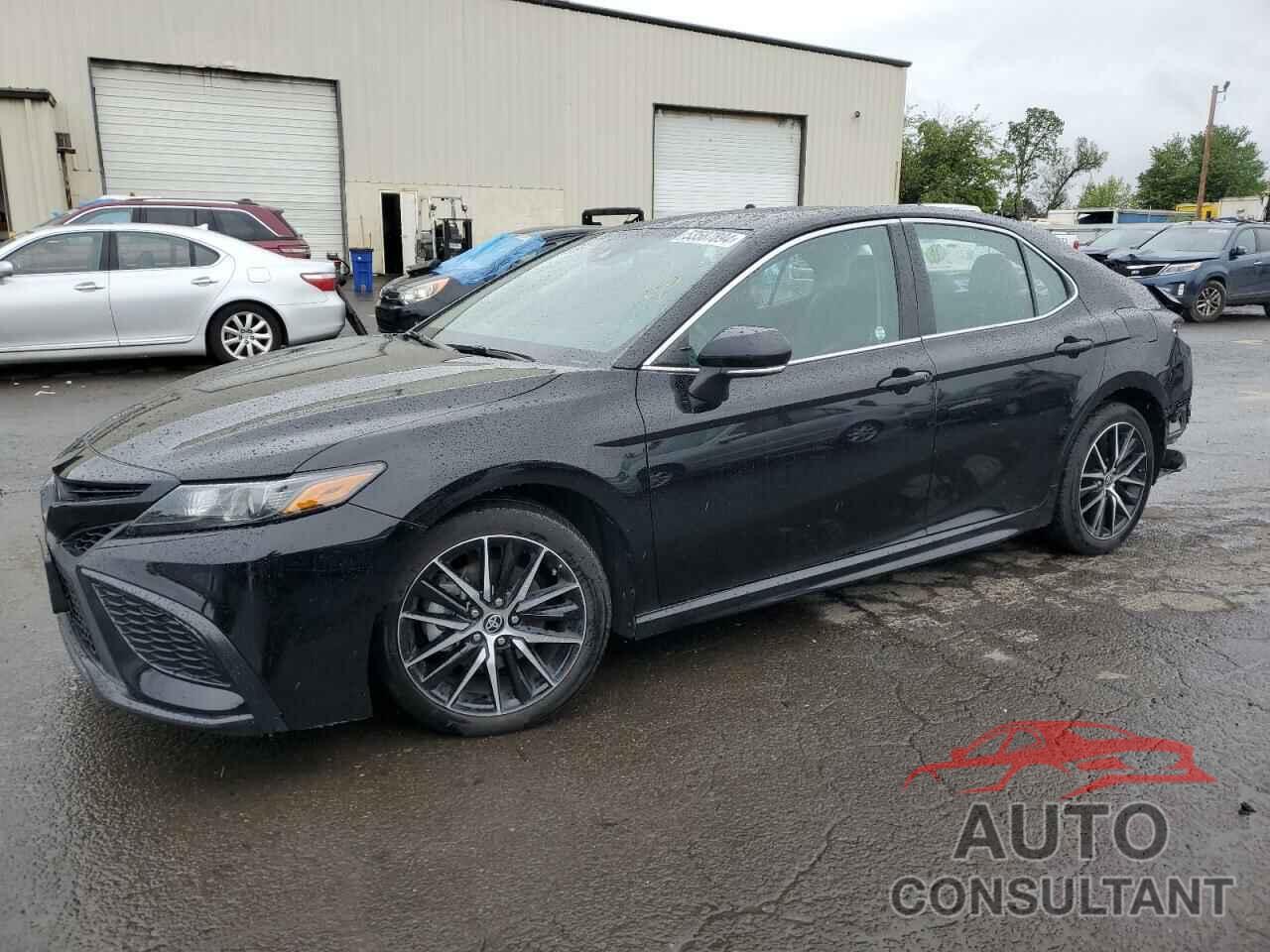 TOYOTA CAMRY 2022 - 4T1G11BK8NU061477