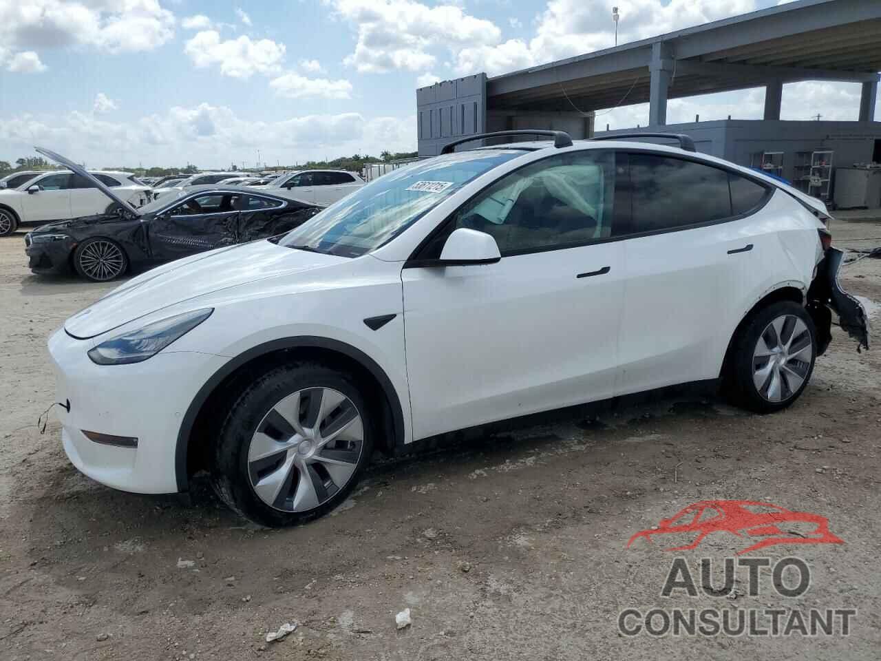 TESLA MODEL Y 2021 - 5YJYGAEE1MF186602