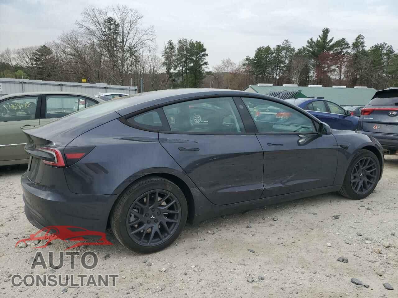 TESLA MODEL 3 2024 - 5YJ3E1EA2RF772519