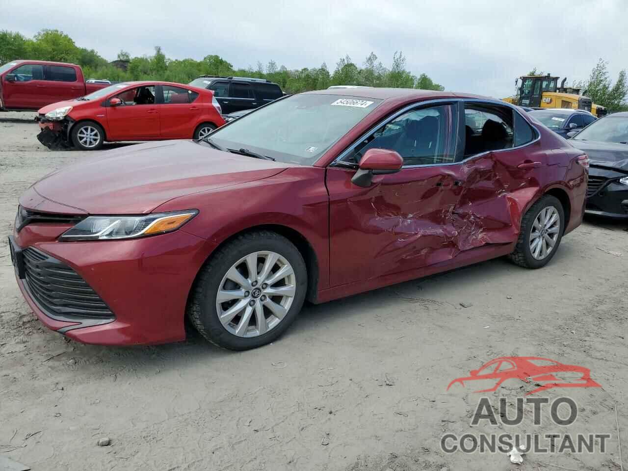 TOYOTA CAMRY 2018 - 4T1B11HK9JU661856