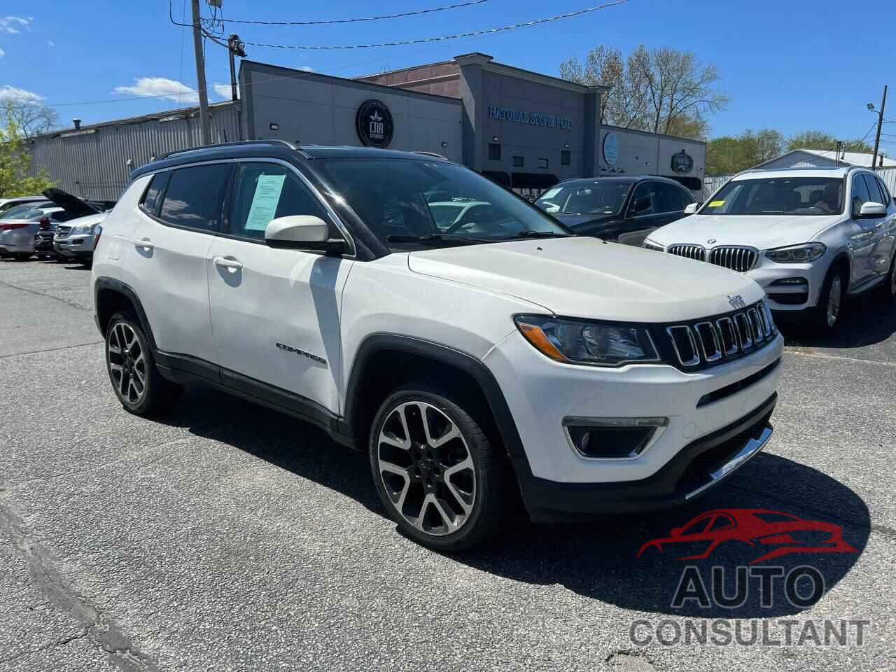 JEEP COMPASS 2018 - 3C4NJDCB2JT456027