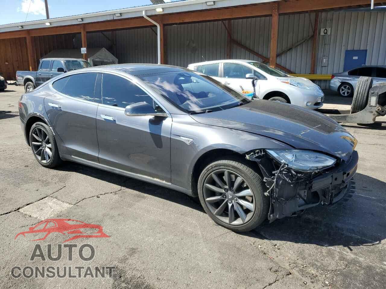 TESLA MODEL S 2015 - 5YJSA1H21FF090075