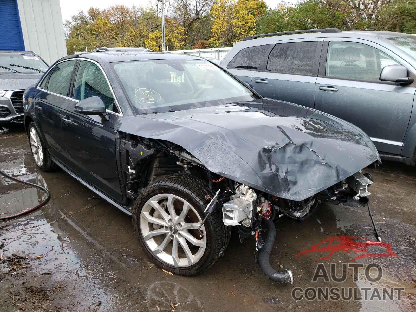 AUDI A4 2019 - WAUDNAF4XKA073440