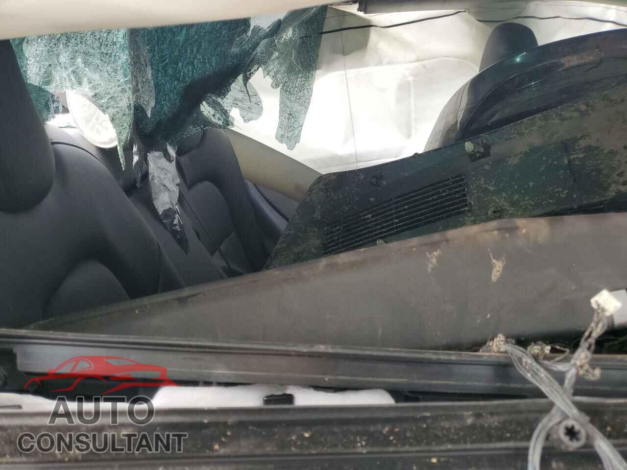 TESLA MODEL 3 2023 - 5YJ3E1EA9PF692745