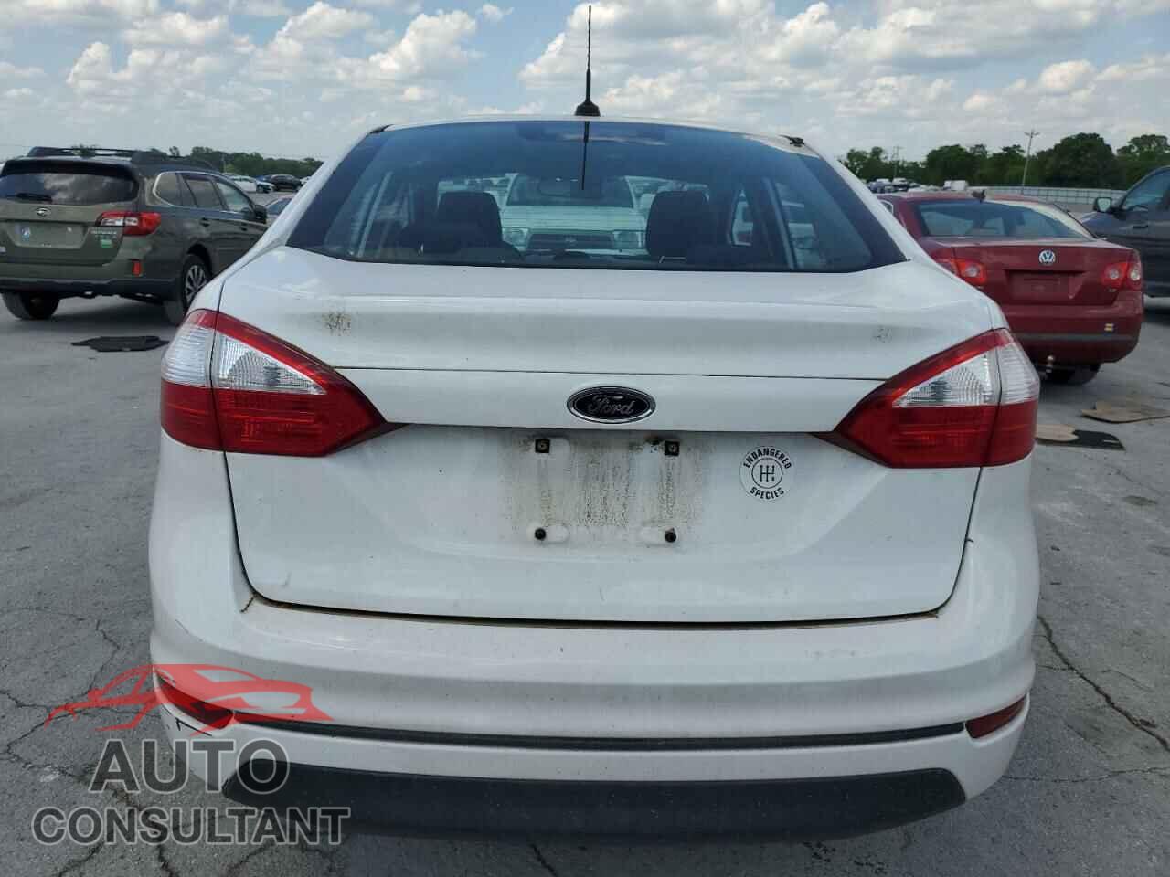 FORD FIESTA 2017 - 3FADP4AJ9HM122074