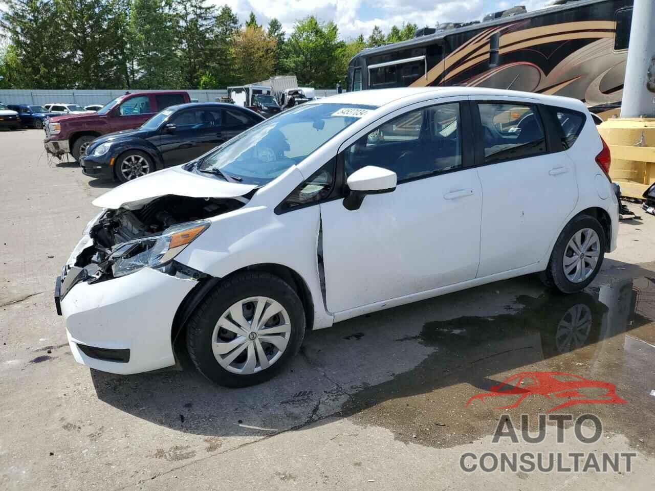 NISSAN VERSA 2018 - 3N1CE2CP5JL352954