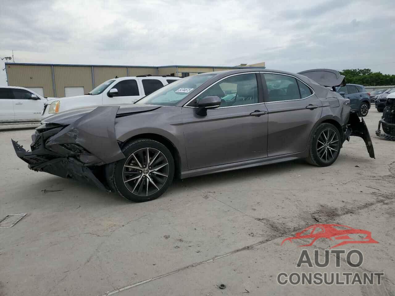 TOYOTA CAMRY 2021 - 4T1G11AK7MU468674