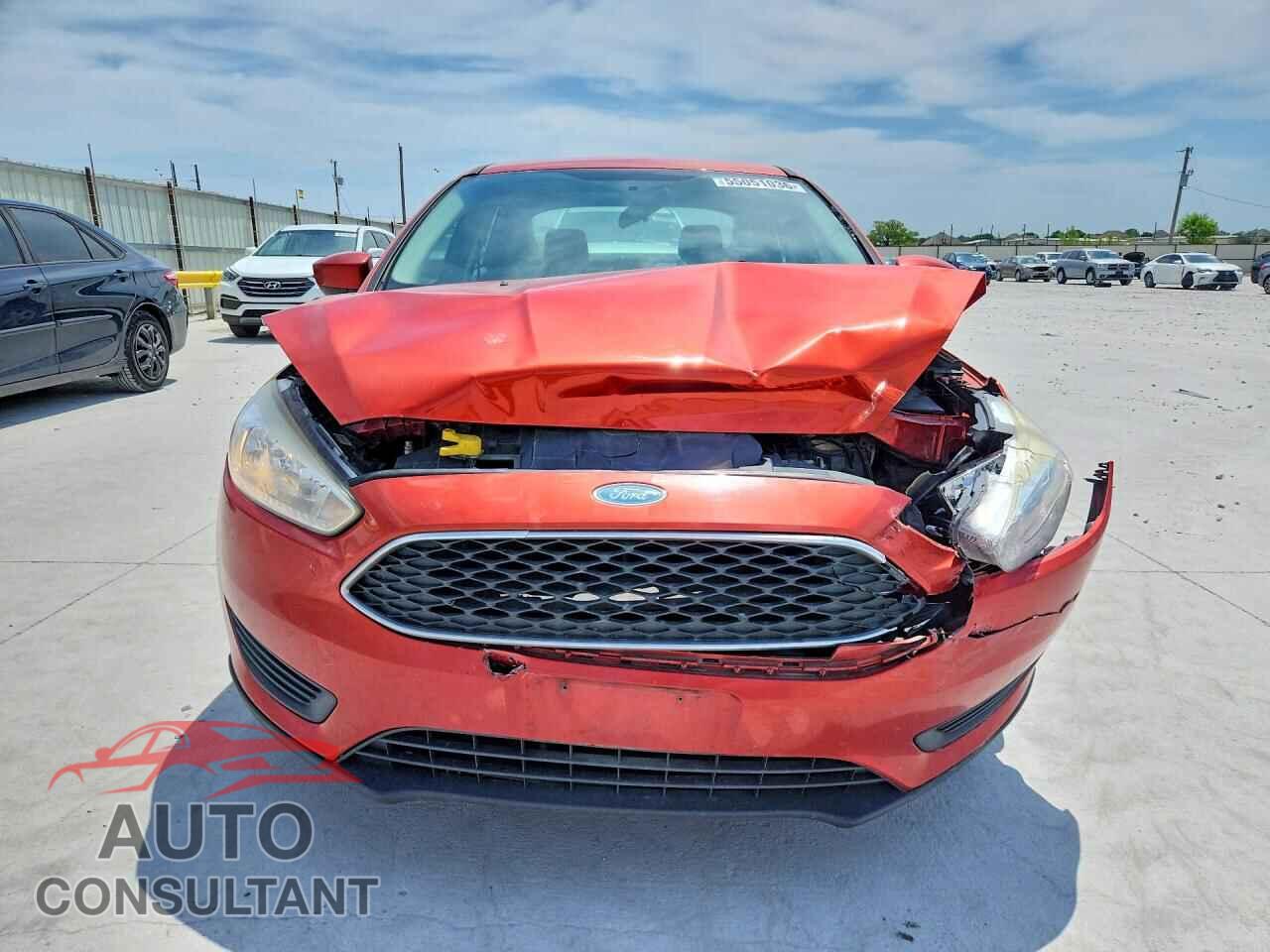 FORD FOCUS 2018 - 1FADP3FE0JL286830