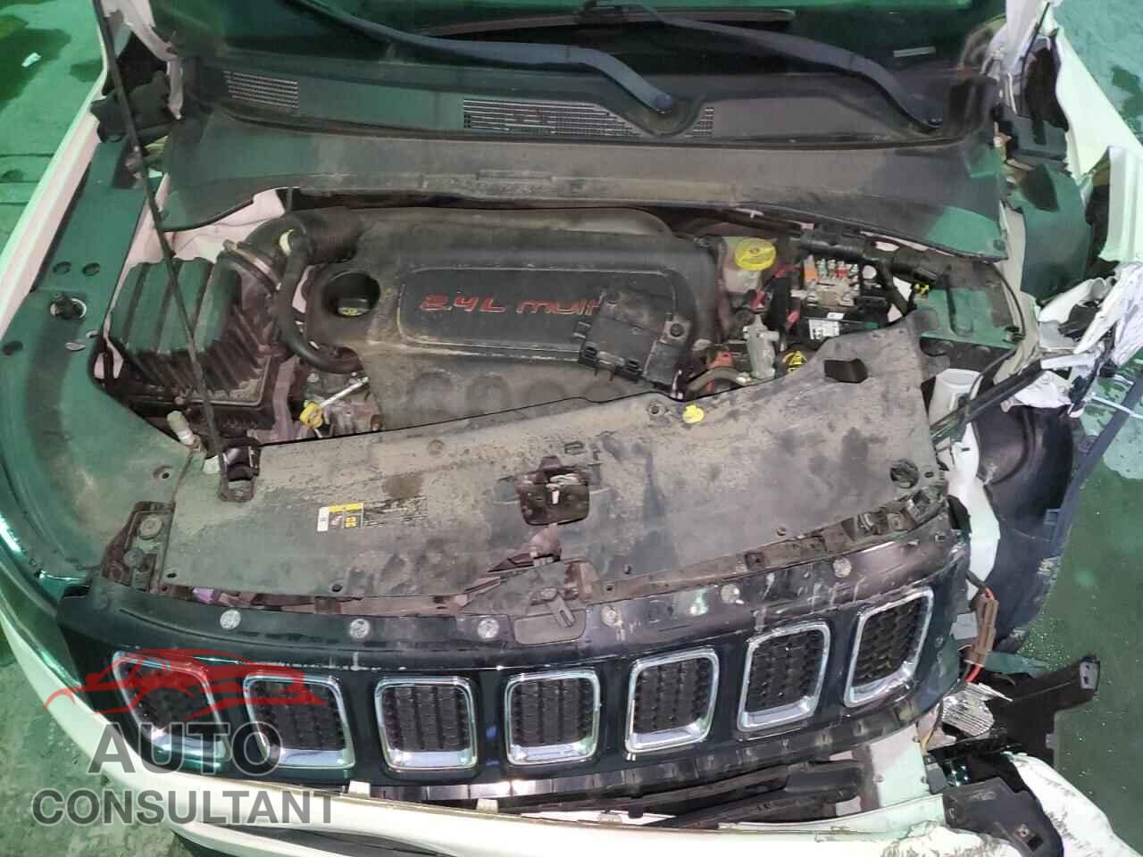 JEEP COMPASS 2018 - 3C4NJDBB4JT418445