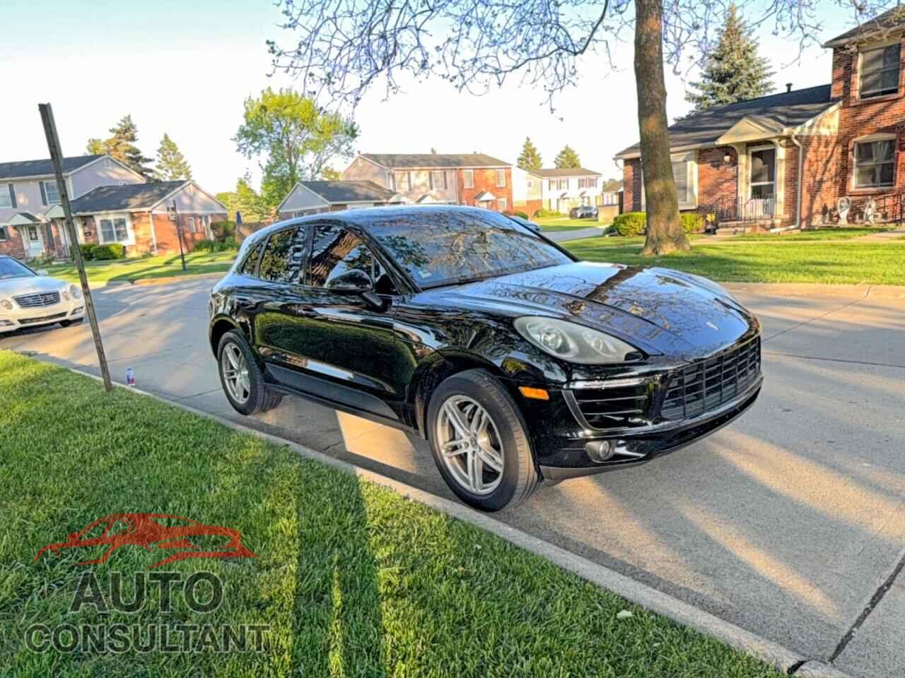 PORSCHE MACAN 2016 - WP1AB2A50GLB55921