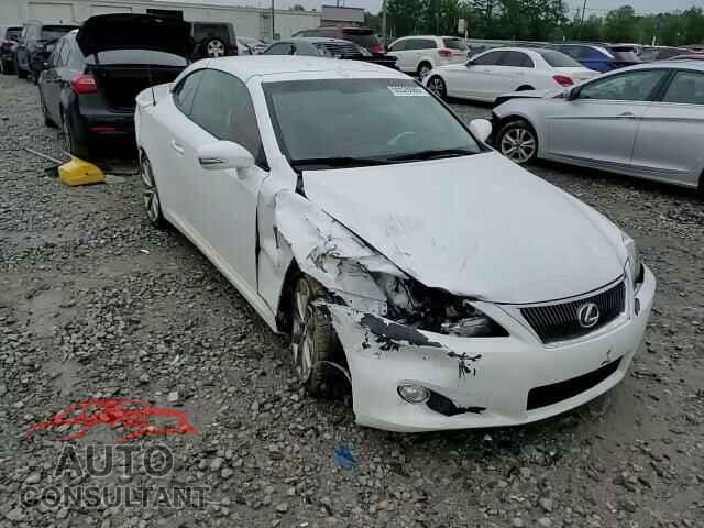 LEXUS IS 2015 - JTHFF2C20F2532149