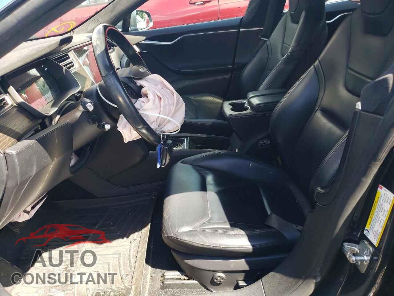 TESLA MODEL S 2015 - 5YJSA1E27FF104839
