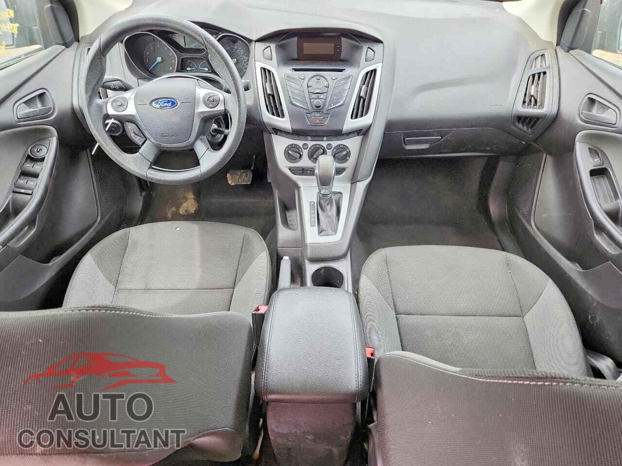 FORD FOCUS 2012 - 1FAHP3F27CL241927