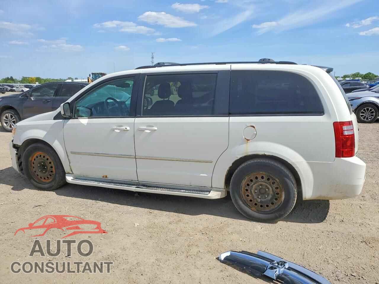 DODGE CARAVAN 2010 - 2D4RN4DE3AR356135