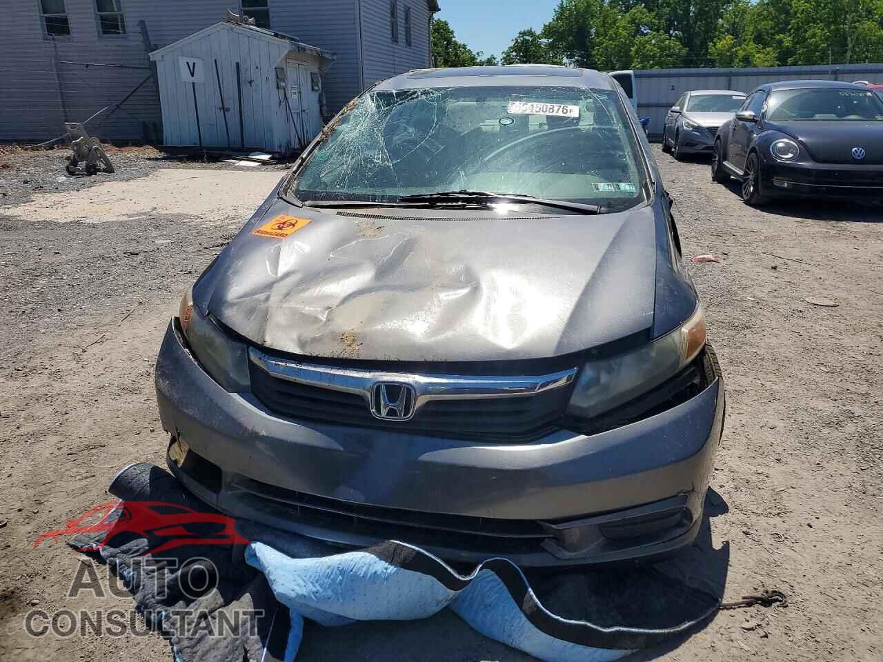 HONDA CIVIC 2012 - 2HGFB2F99CH319100