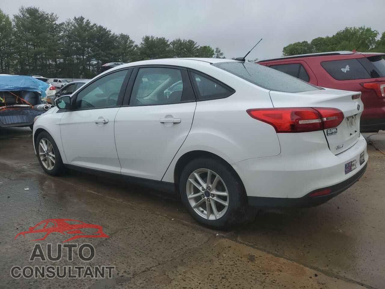 FORD FOCUS 2015 - 1FADP3F21FL206478