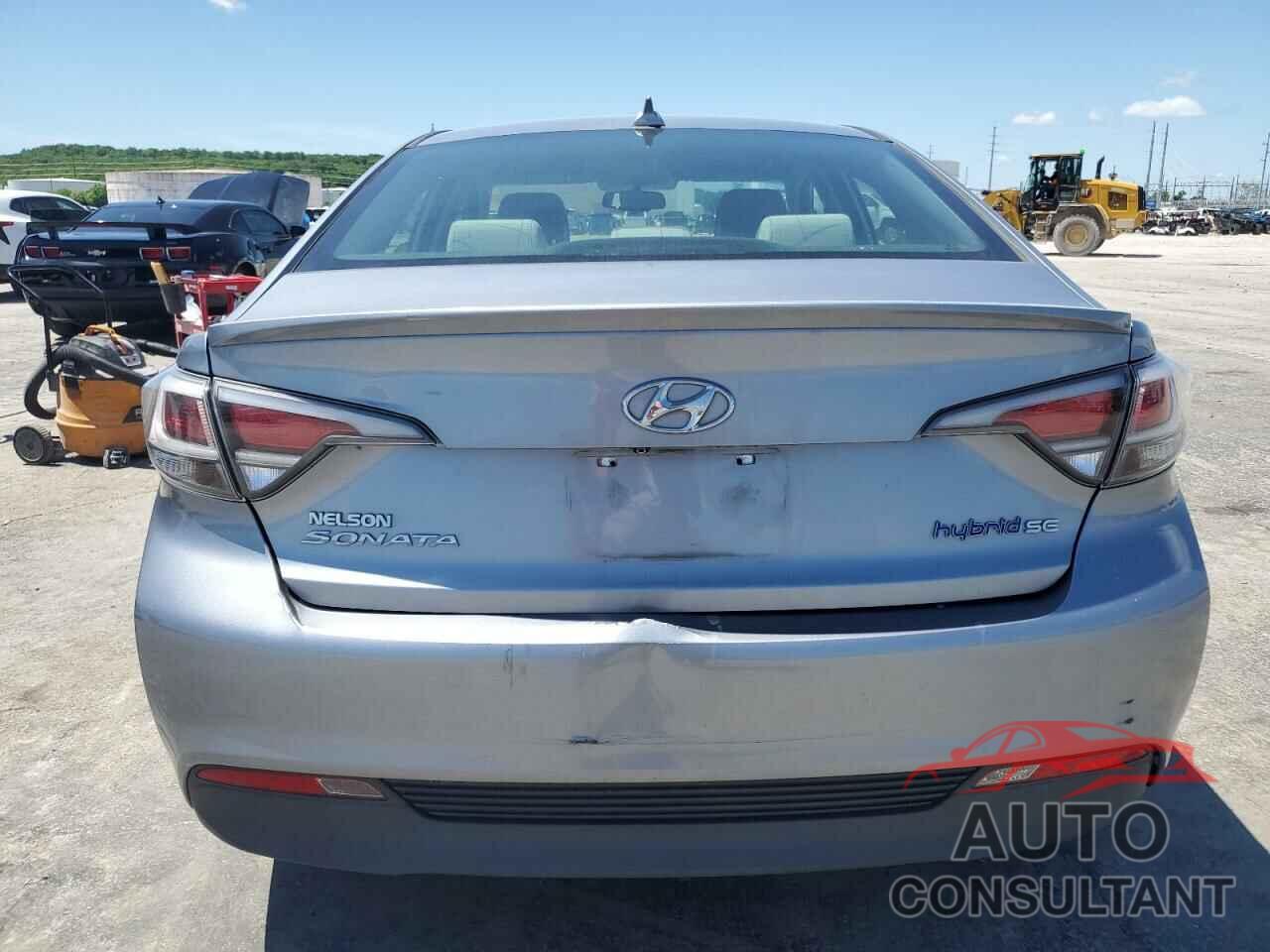 HYUNDAI SONATA 2016 - KMHE24L11GA032399