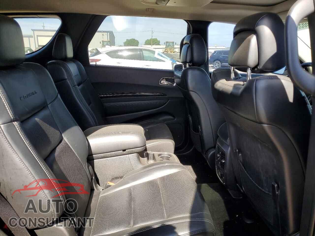 DODGE DURANGO 2013 - 1C4SDJET5DC539983