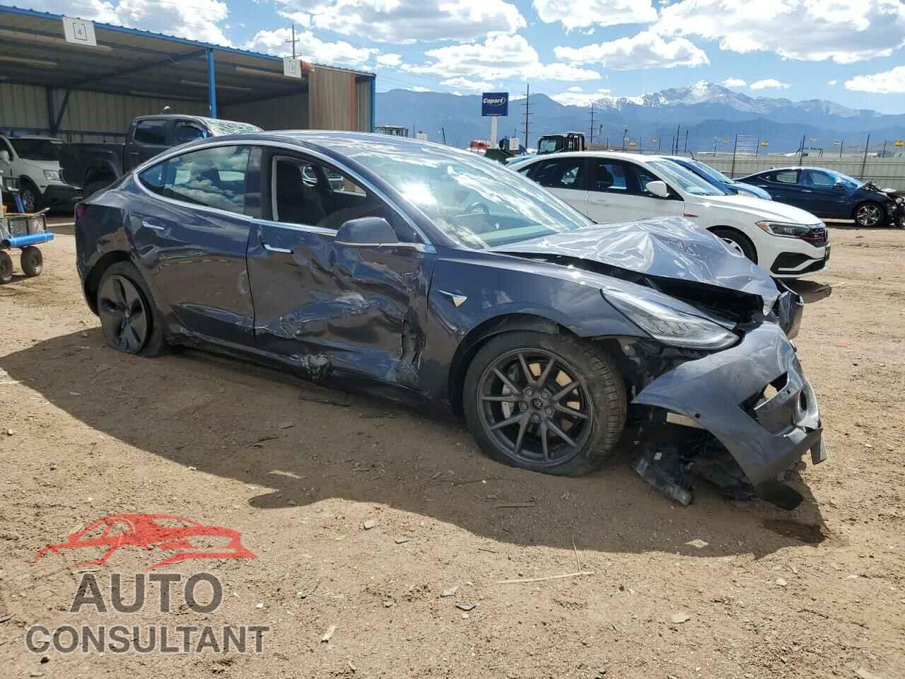 TESLA MODEL 3 2018 - 5YJ3E1EB5JF114450
