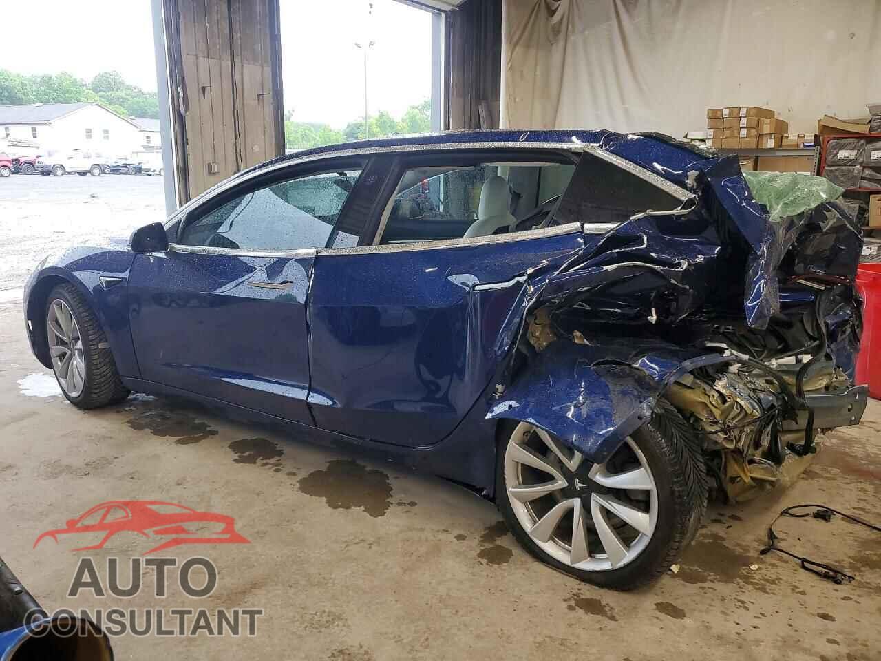 TESLA MODEL 3 2018 - 5YJ3E1EB0JF097721