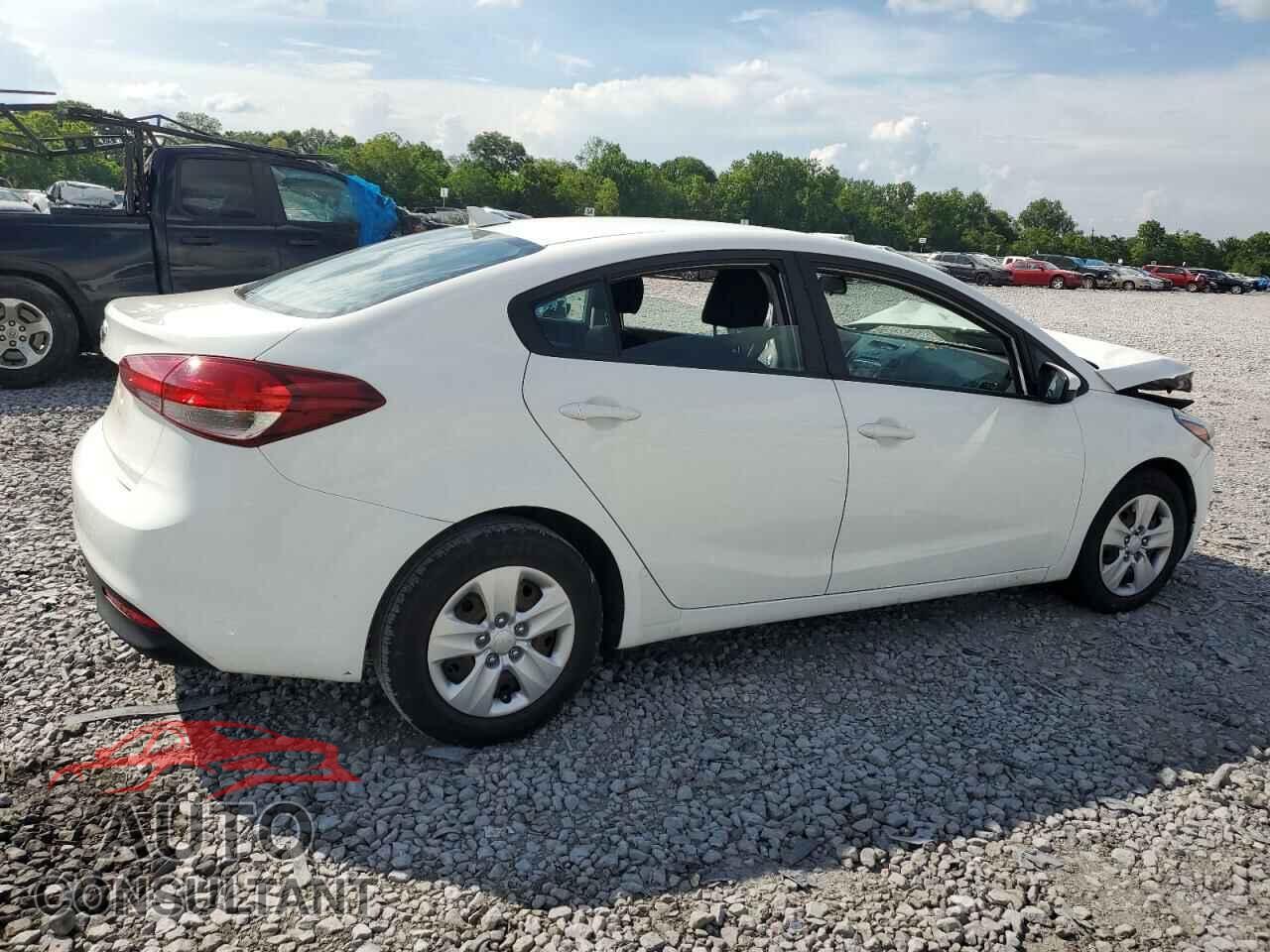 KIA FORTE 2017 - 3KPFK4A74HE028037