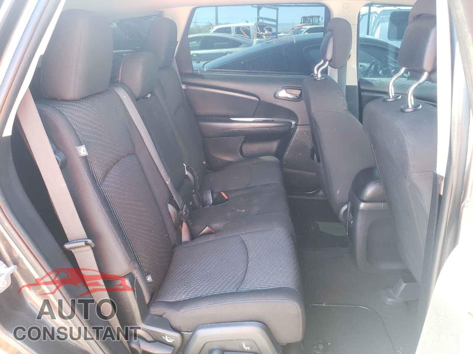 DODGE JOURNEY 2017 - 3C4PDCBG2HT588772