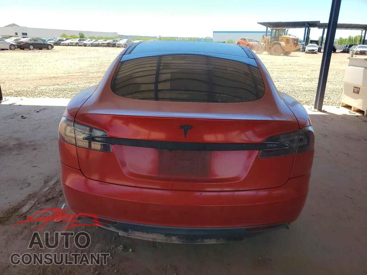 TESLA MODEL S 2013 - 5YJSA1DN9DFP18915
