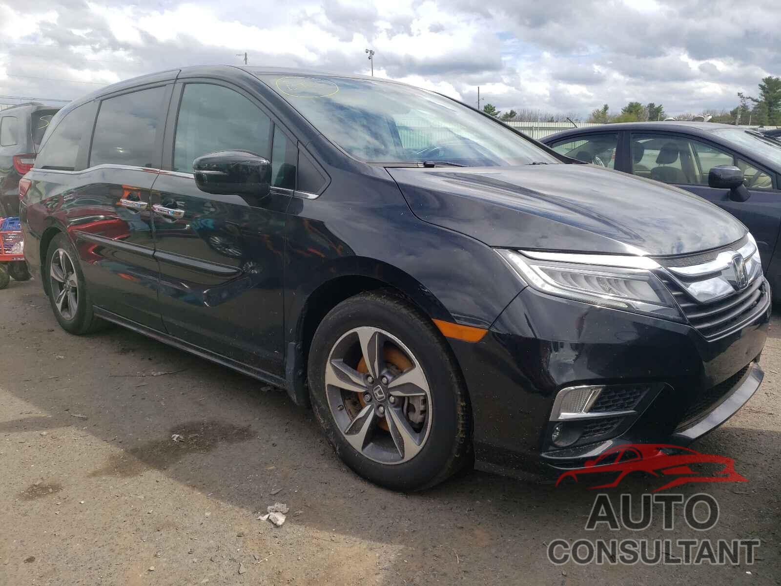 HONDA ODYSSEY 2018 - 5FNRL6H89JB061734