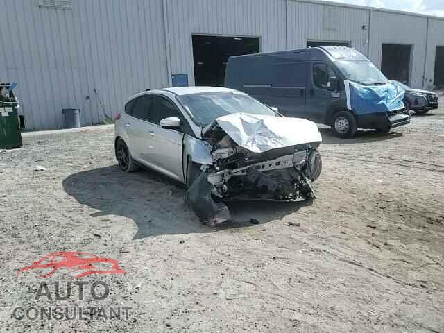 FORD FOCUS 2016 - 1FADP3K24GL201380