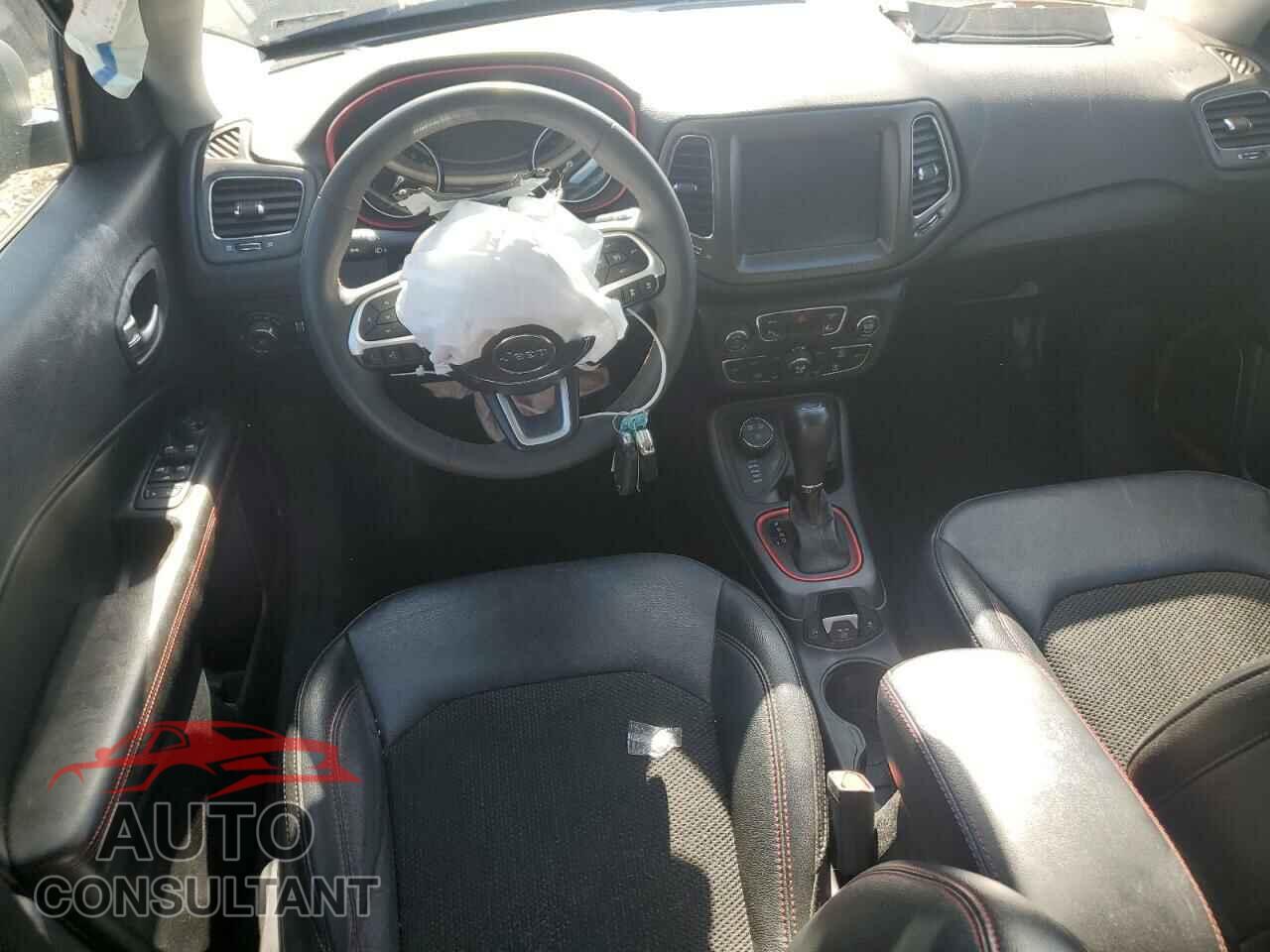 JEEP COMPASS 2021 - 3C4NJDDB4MT556536