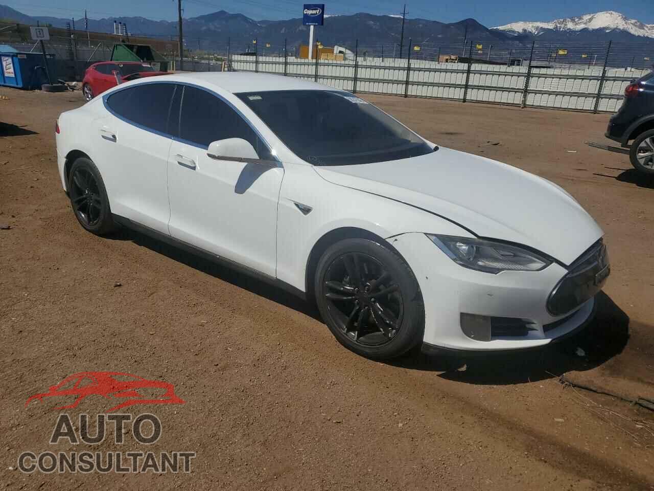 TESLA MODEL S 2013 - 5YJSA1AG3DFP11108