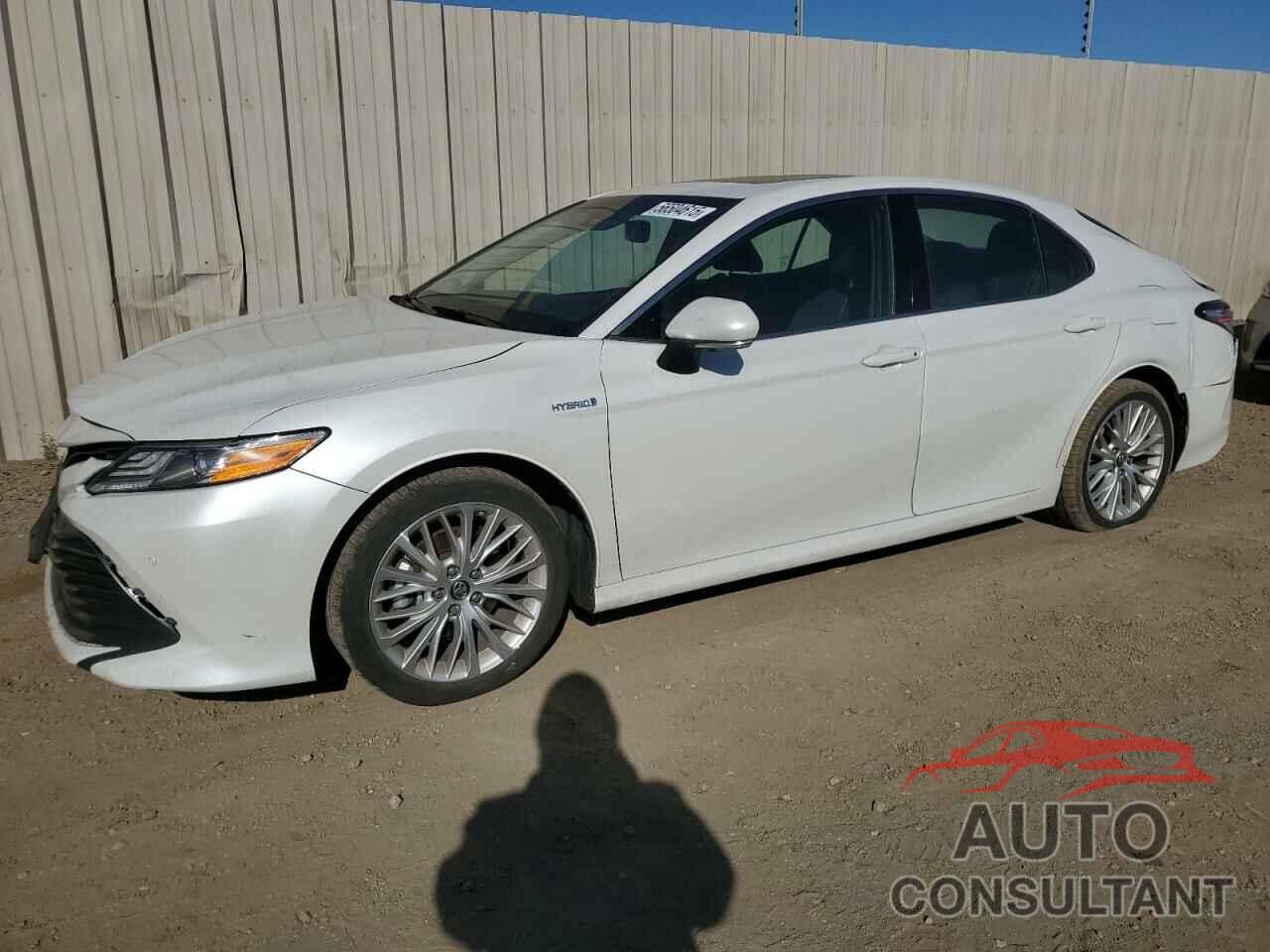 TOYOTA CAMRY 2018 - 4T1B21HK7JU002946