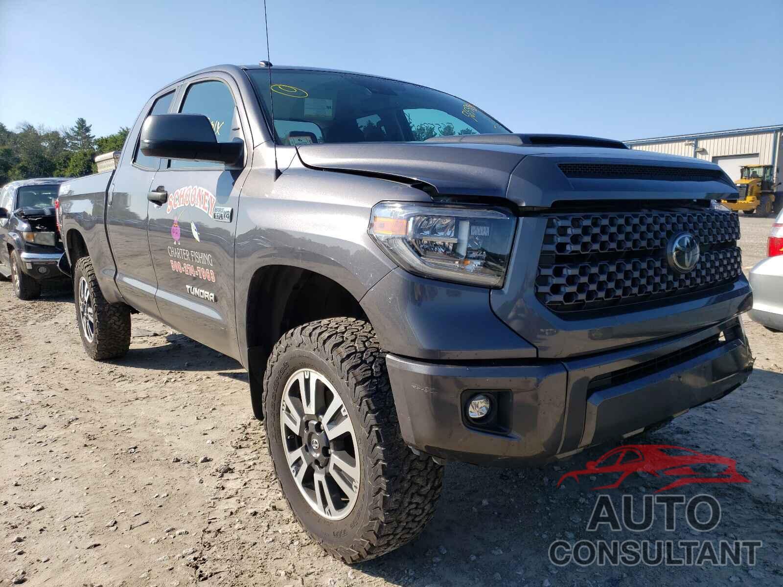 TOYOTA TUNDRA 2018 - 5TFUY5F17JX738135