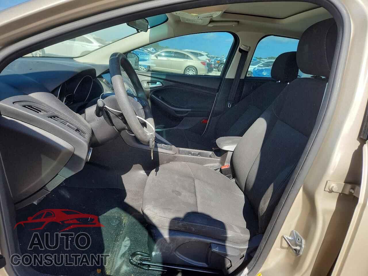 FORD FOCUS 2017 - 1FADP3M20HL262367