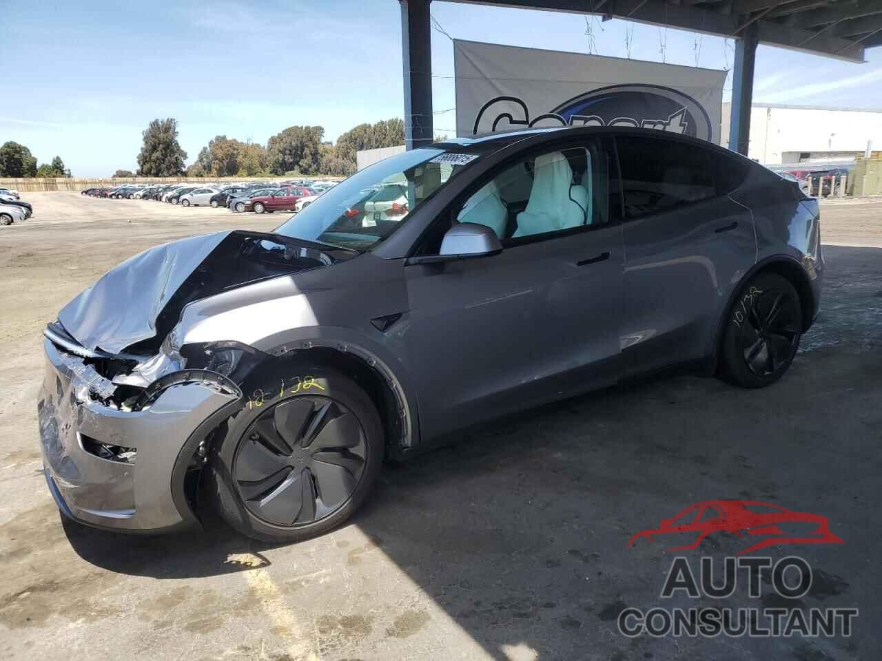 TESLA MODEL Y 2026 - 7SAYGDEE9TF330643