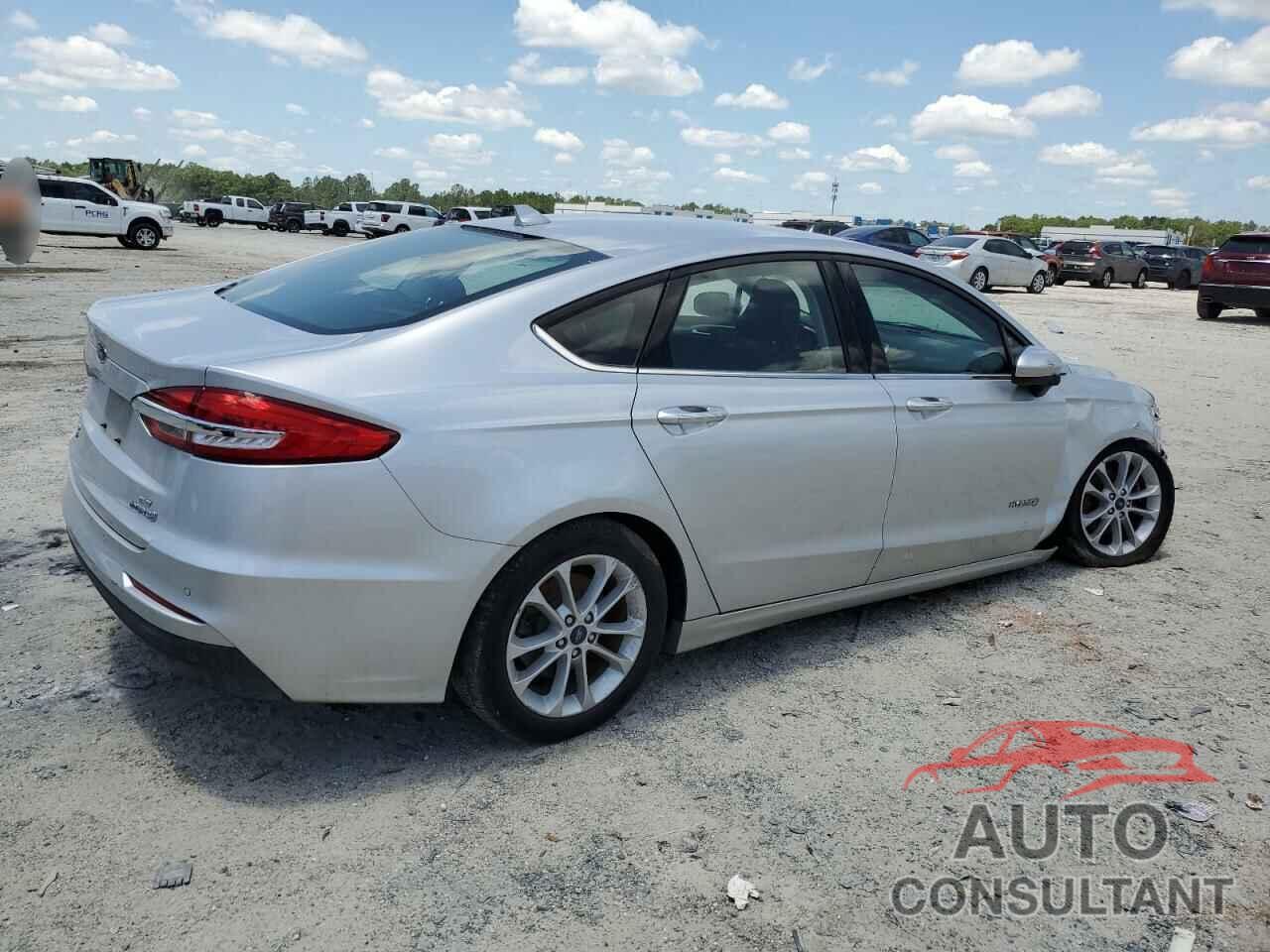 FORD FUSION 2019 - 3FA6P0LU0KR193764