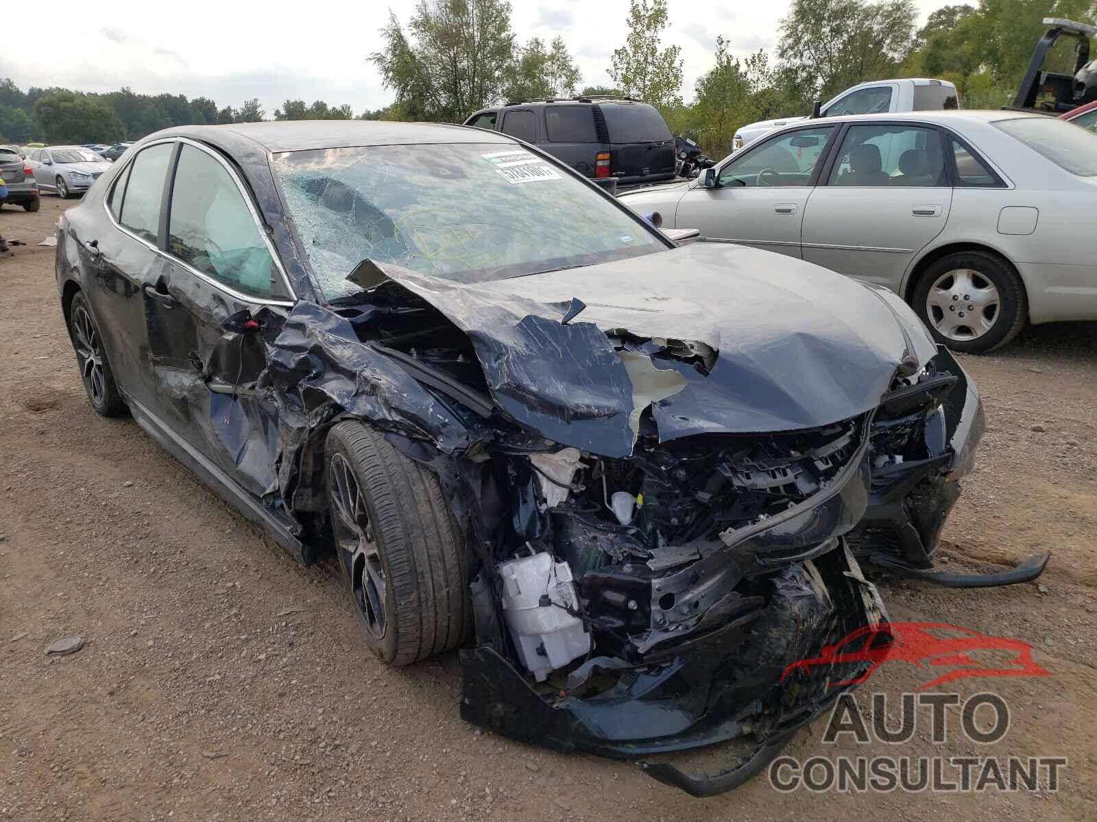TOYOTA CAMRY 2021 - 4T1G11AK2MU514024