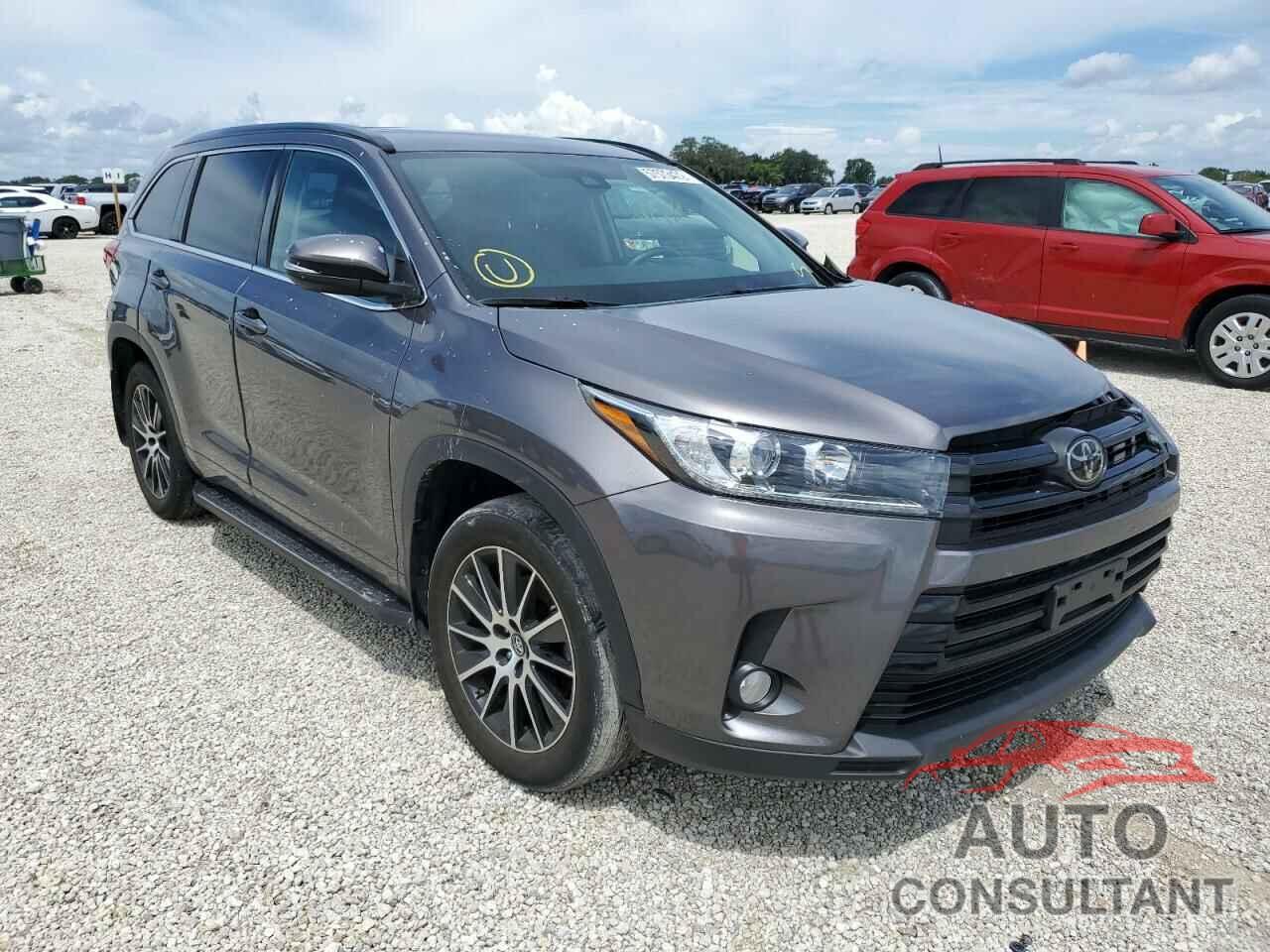 TOYOTA HIGHLANDER 2018 - 5TDJZRFH1JS851461