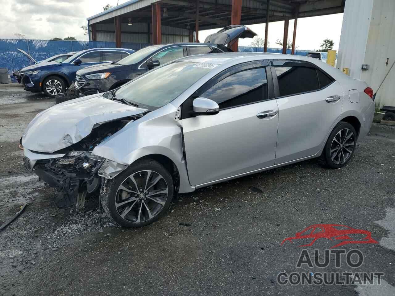 TOYOTA COROLLA 2018 - 5YFBURHE4JP764619