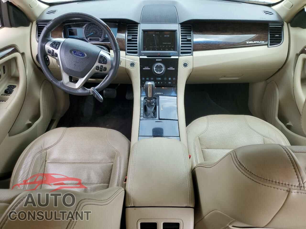 FORD TAURUS 2018 - 1FAHP2F87JG101588