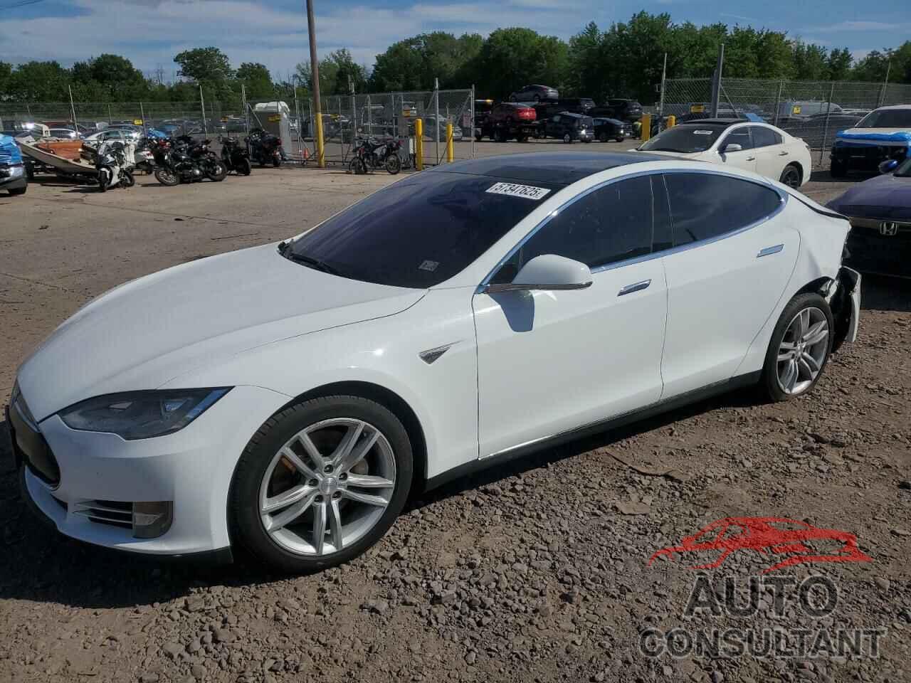 TESLA MODEL S 2014 - 5YJSA1H19EFP37392