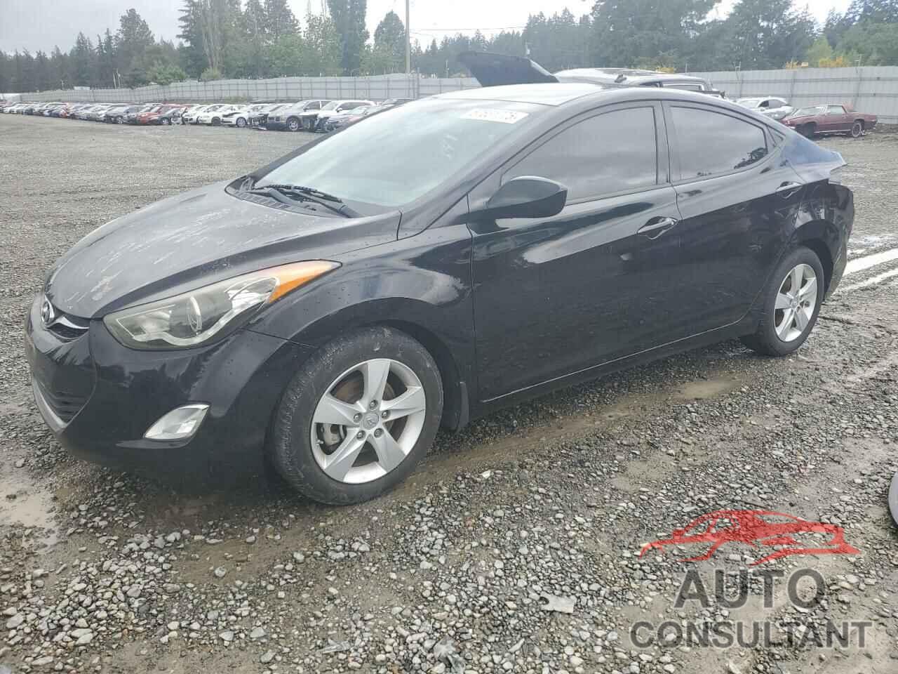 HYUNDAI ELANTRA 2013 - 5NPDH4AE2DH304001