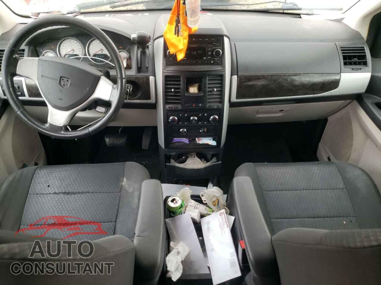 DODGE CARAVAN 2010 - 2D4RN5D16AR100431