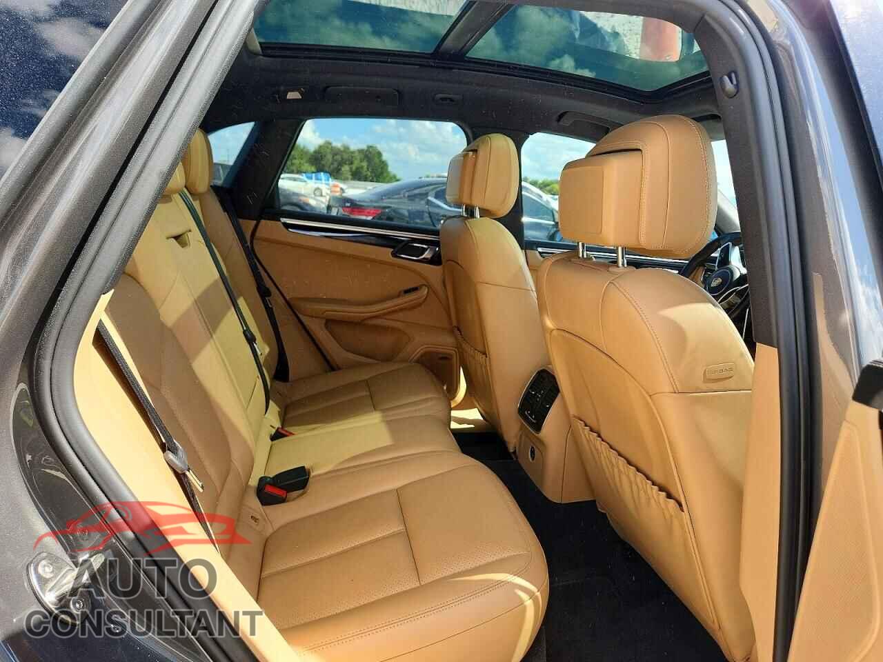 PORSCHE MACAN 2018 - WP1AB2A51JLB31506