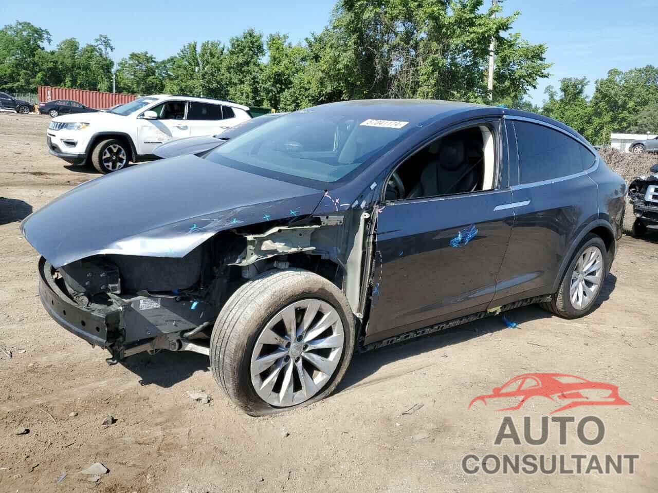 TESLA MODEL X 2018 - 5YJXCAE29JF102261