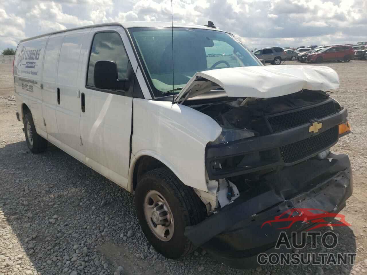 CHEVROLET EXPRESS 2020 - 1GCWGBFP2L1127272